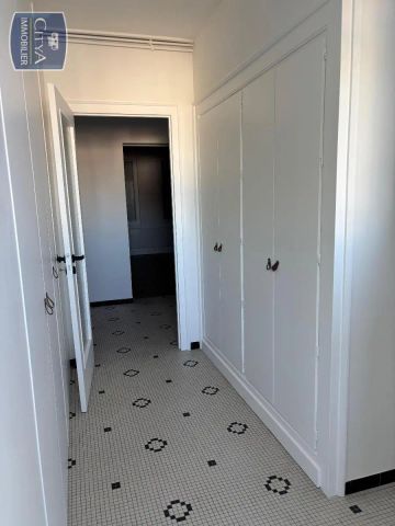 Appartement à louer 3 pièces 87.96m² - Photo 2