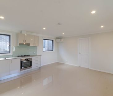 Modern & Private 2-Bedroom Granny Flat – Separate Access - Photo 3