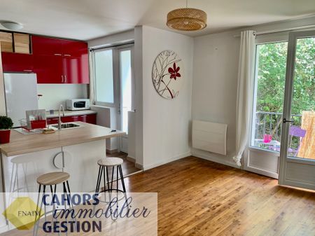 Location Appartement 3 pièces 65m² CAHORS 46000 - Photo 2