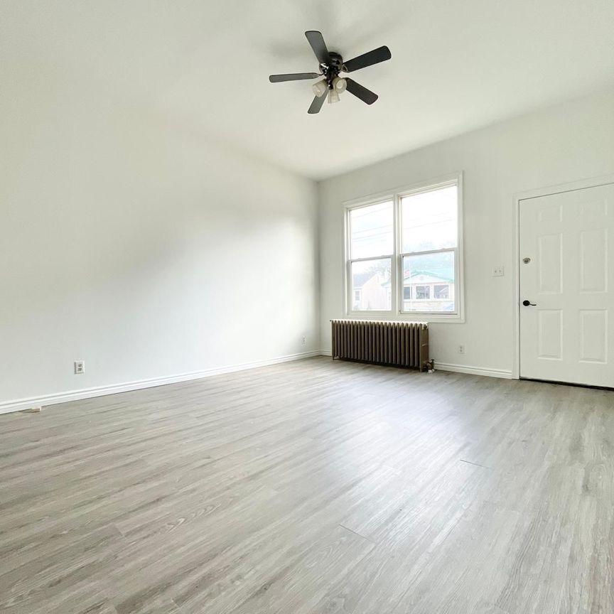 For Lease - 274 LINCOLN Street Unit# MAIN, Welland, Ontario - Photo 1