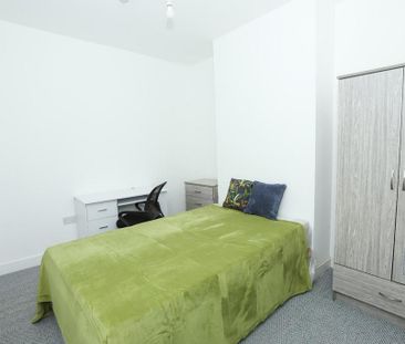 5 bedroom terraced house to rent - Photo 4