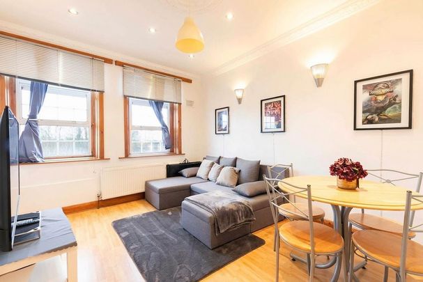 2 bedroom flat to rent - Photo 1