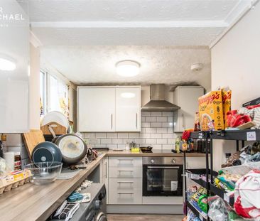 5 bedroom terraced house to rent - Photo 1