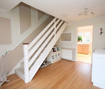 Spire View, Stanhope Heath, Stanwell, Staines-Upon-Thames,TW19 - Photo 5