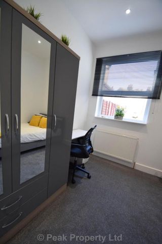 1 bedroom in a house share to rent - Photo 5