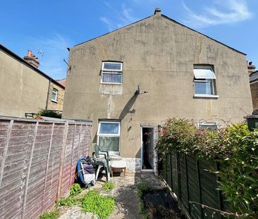 3 Bed Flat, Tremaine Road, SE20 - Photo 6