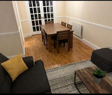 3 bedroom detached to rent Warsash - Photo 2