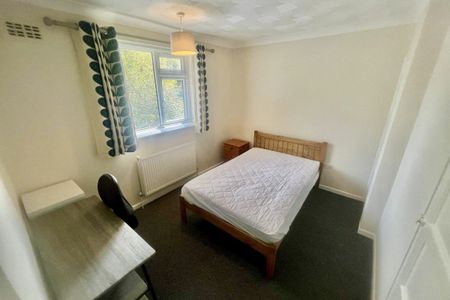 South Park Avenue - Photo 5