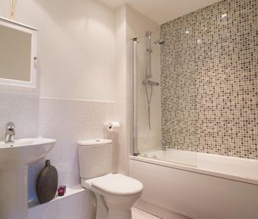 2 bedroom apartment to rent - Photo 5