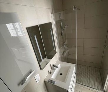 Location Appartement 1 pièce 35m² AIX EN PROVENCE 13100 - Photo 4
