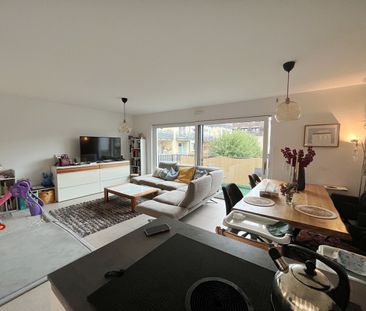 Moderne 3-Zi.-Wohnung mit EBK, Aufzug & TG-Stellplatz in Rheinnähe ... - Foto 1