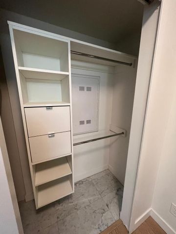 2 Bedroom - Photo 2