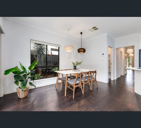 13 Charles Mathews Cir, St Clair, SA 5011 - Photo 5