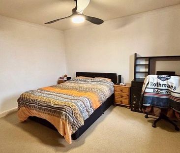 4 bedroom detached house to rent - Photo 4