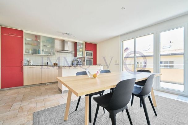 SPACIEUX ET LUMINEU EN DUPLEX AVEC BALCON-TERRASSE - Foto 1