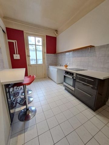 SUPERBE APPARTEMENT 4 PIECES AU CHARME DE L'ANCIEN - Photo 5