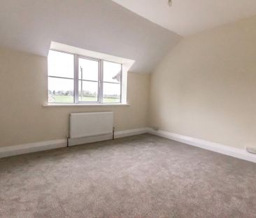 2 bedroom semi-detached house to rent - Photo 1