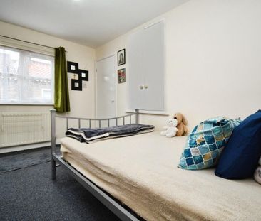 2 bedroom Flat To Let Total Size: 603 SQ FT - Photo 4