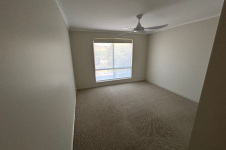 3/7 Reginald Street - Photo 2