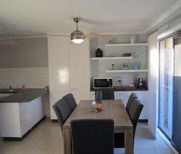 Family home in a convenient location - Photo 6