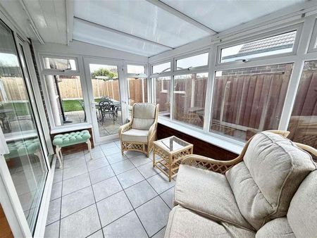 Beverley Drive, Gayton, CH60 - Photo 4