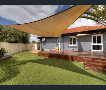20A Henning Crescent, Manning, WA 6152 - Photo 4
