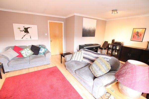 Partick Bridge Street, Partick - Photo 1