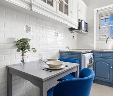 Rua Afonso Lopes Vieira, Lisbon, Lisbon 1700-070 - Photo 2