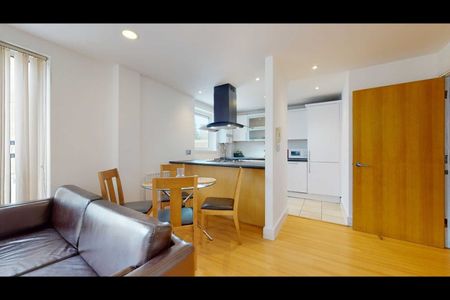 1 Bed Flat, Westferry Road, E14 - Photo 2