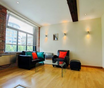3 bedroom flat to rent - Photo 4