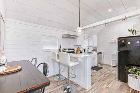 For Lease - 209583 26 Highway, Blue Mountains, Ontario - Photo 5