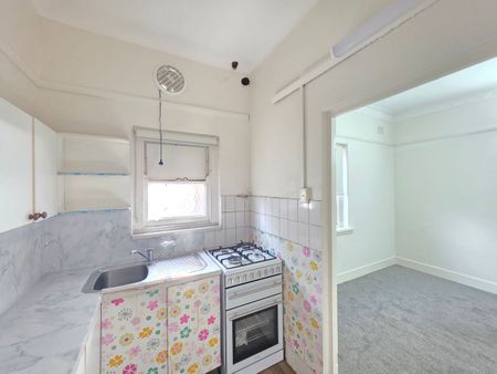 Walking Distance to Burwood Station - Photo 4