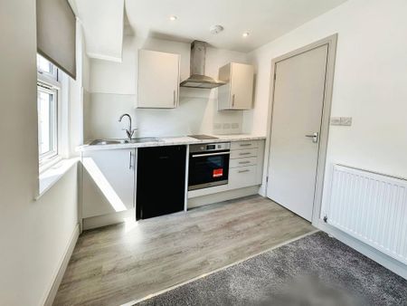 1 bedroom house of multiple occupation to rent - Photo 5