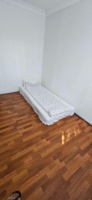 Toongabbie - Photo 1
