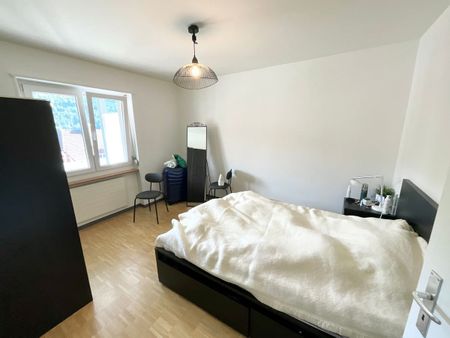 Appartement de 2 pièces avec grand balcon et ascenseur! - Foto 5