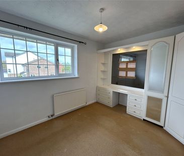 Grebe Road, Bridgwater, TA6 - Photo 4