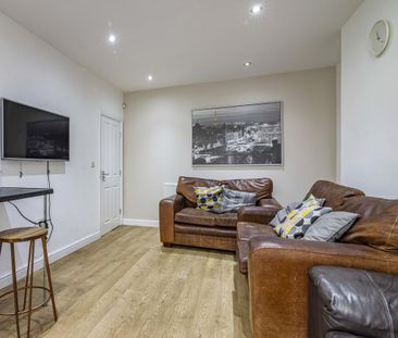 5 bedroom house to rent - Photo 1