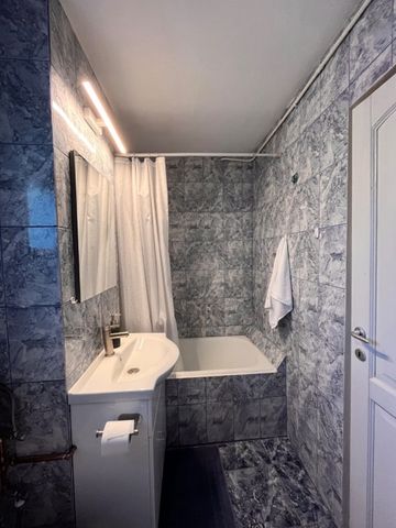 Vitan mall dristor etaj 4 decomandat - Photo 4