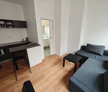Location Appartement 1 pièce 17m² LILLE 59000 - Photo 2