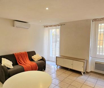 Location Appartement 1 pièce 20m² GONFARON 83590 - Photo 1