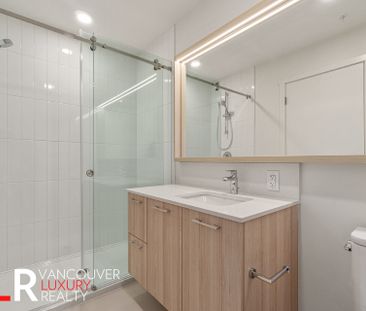 Condo in Coquitlam, BC - Photo 3
