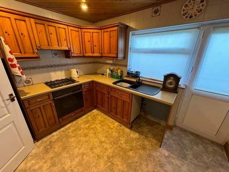 2 bedroom bungalow to rent - Photo 5