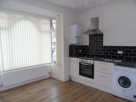 1 bedroom flat to rent - Photo 3