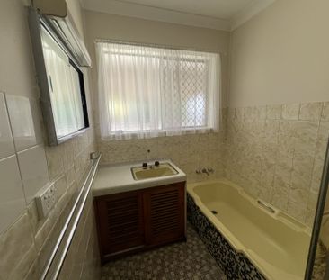 24 Manning River Dive, Taree NSW 2430 - House For Rent | Domain - Photo 3