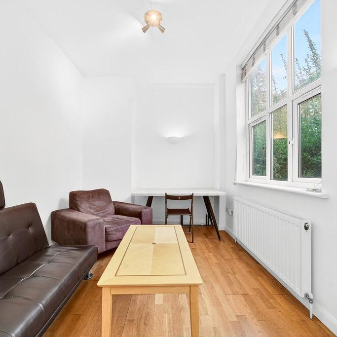 1 bedroom flat to rent - Photo 1
