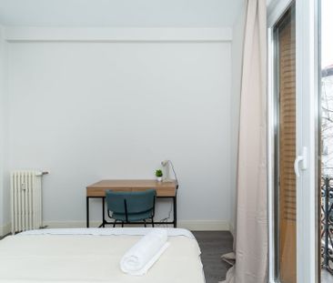 Calle de Blasco de Garay, Madrid, Community of Madrid 28015 - Photo 2