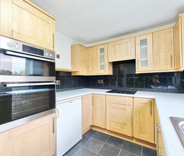 2 bedroom flat to rent - Photo 6