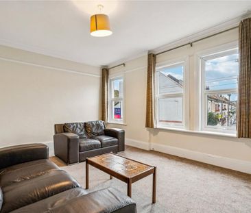 3 bedroom property to rent - Photo 1