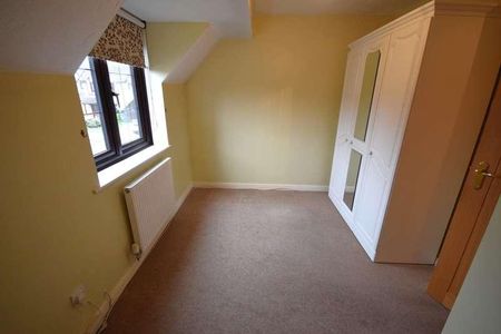 Worral Court, Edenthorpe, Doncaster, DN3 - Photo 2