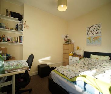 13 Albert Street - Photo 6